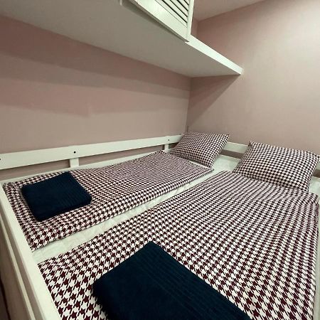 בודפשט Deluxe Sapphire Residency - 4 Bedrooms מראה חיצוני תמונה