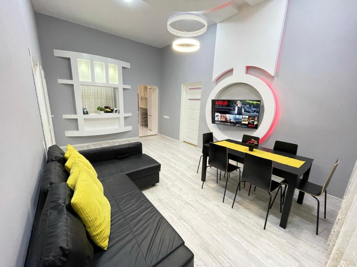 בודפשט Deluxe Sapphire Residency - 4 Bedrooms מראה חיצוני תמונה