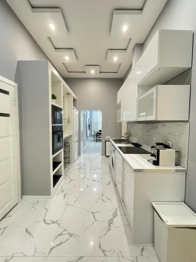בודפשט Deluxe Sapphire Residency - 4 Bedrooms מראה חיצוני תמונה