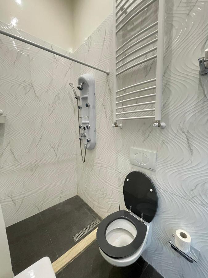 בודפשט Deluxe Sapphire Residency - 4 Bedrooms מראה חיצוני תמונה